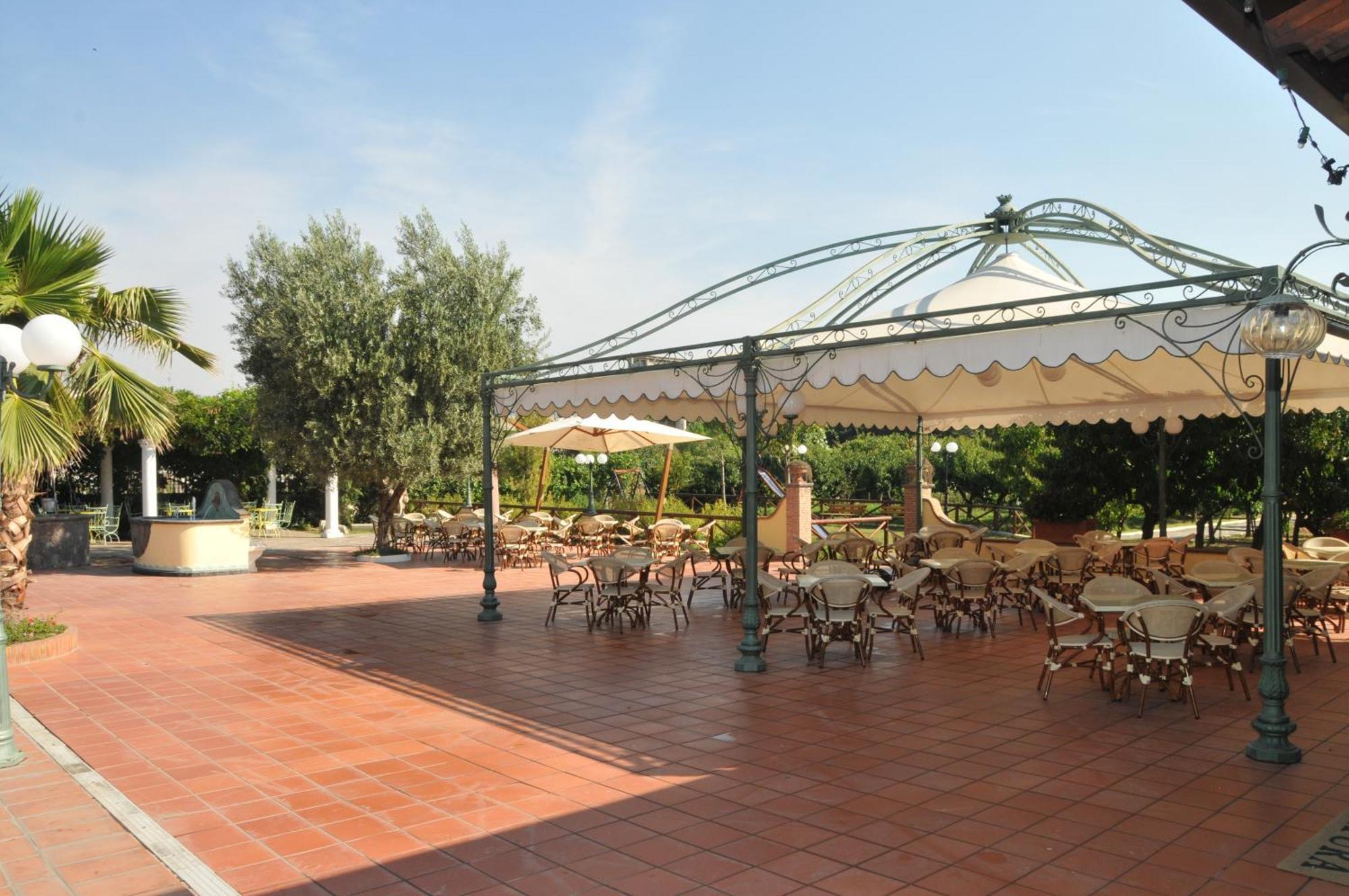 Azienda Agrituristica Vivi Natura Pompei Exterior foto